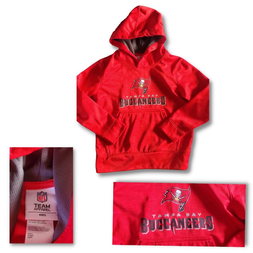 Boys dri-fit material NFL Team Buccaneers hoodie